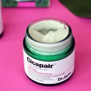 Dr. Jart + Cicapair Tiger Grass Color Correcting Treatment